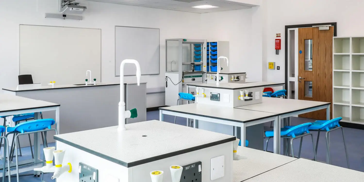 Laboratory furniture